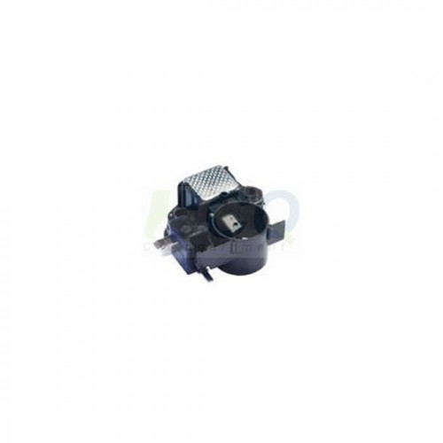 Regulator de tensiune