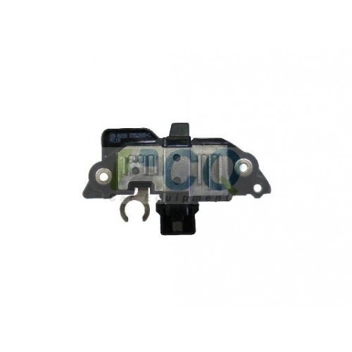 Regulator de tensiune