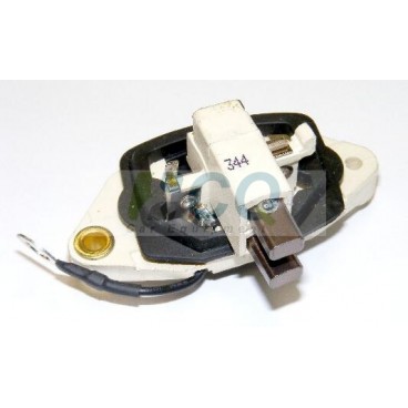 Regulator de tensiune