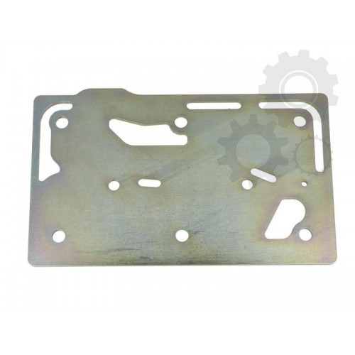 Compressor head intermediate plate