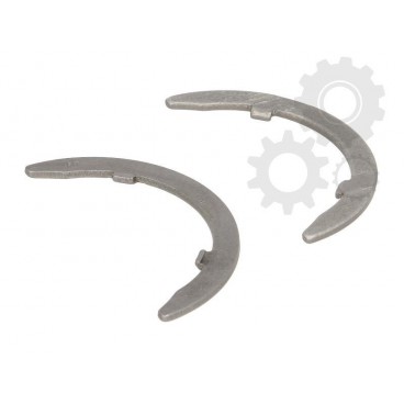 Cuzineti arbore cotit