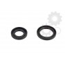 Crankshaft oil seals