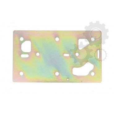 Compressor head intermediate plate