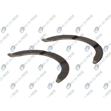 Cuzineti arbore cotit